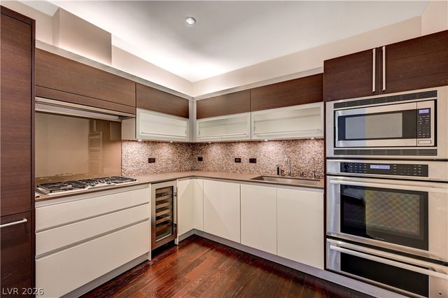 3750 South Las Vegas Boulevard 3707, Las Vegas, NV 89158