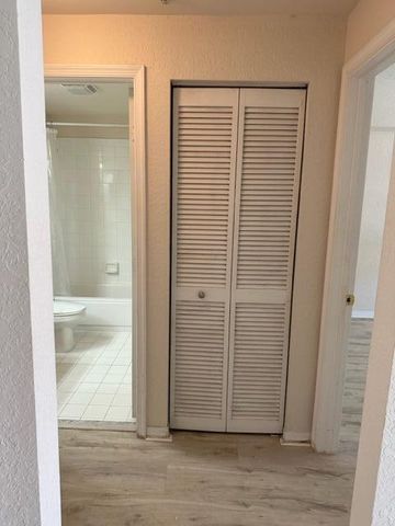 1803 N Flagler Drive 312, West Palm Beach, FL 33407