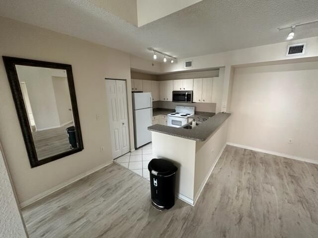 1803 N Flagler Drive 312, West Palm Beach, FL 33407