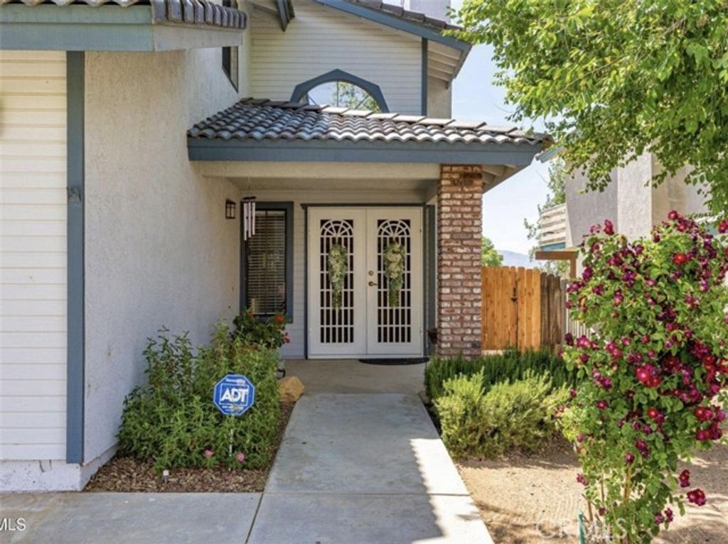 21109 Windsong, California City, CA 93505