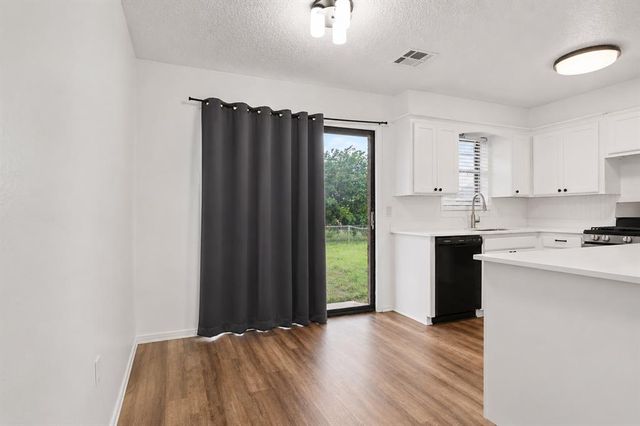 620 Willow Ridge Place, Edmond, OK 73003