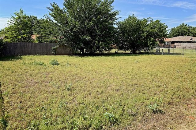 620 Willow Ridge Place, Edmond, OK 73003