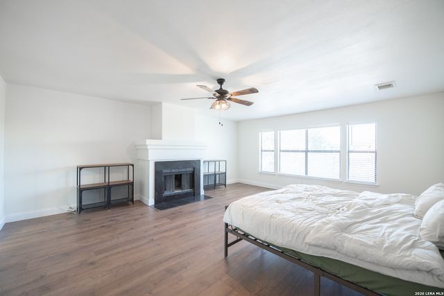 15822 Pleasant Well Drive, San Antonio, TX 78247