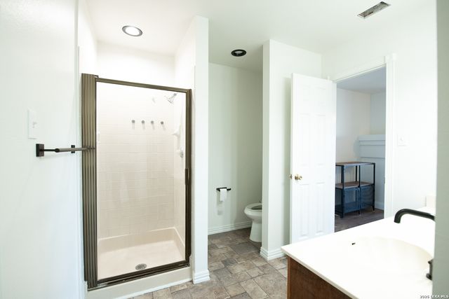 15822 Pleasant Well Drive, San Antonio, TX 78247