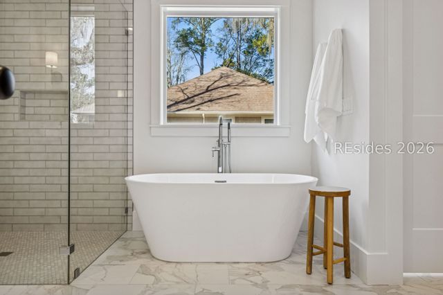 4 Chechessee Cir, Okatie, SC 29909