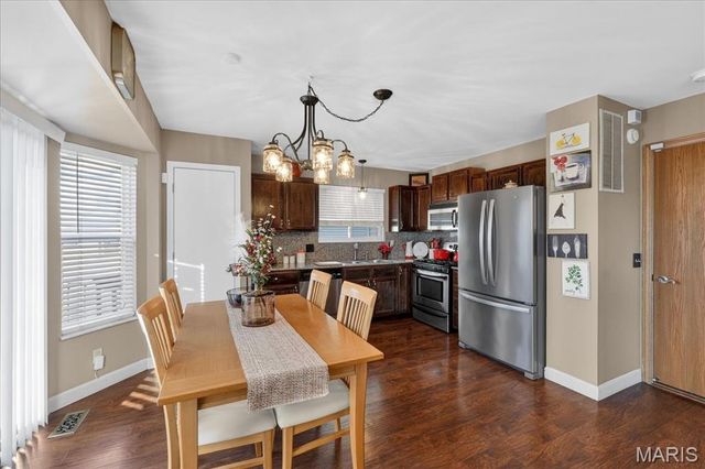 819 Oak Avenue, Valley Park, MO 63088