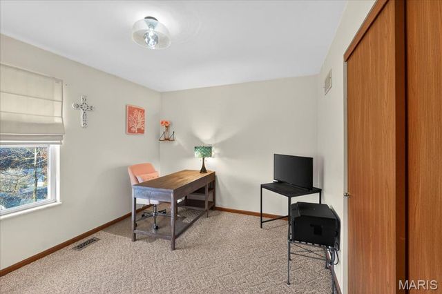 819 Oak Avenue, Valley Park, MO 63088