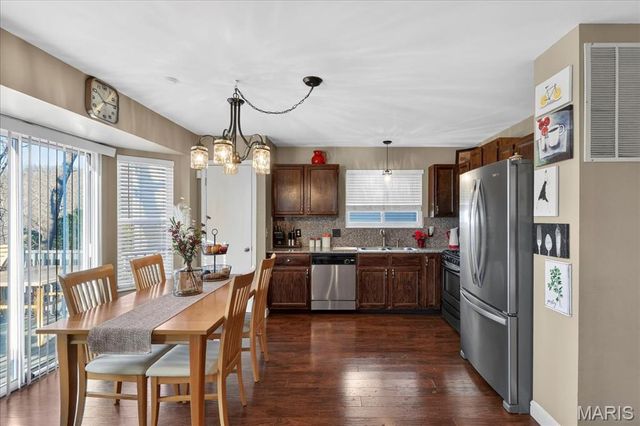 819 Oak Avenue, Valley Park, MO 63088