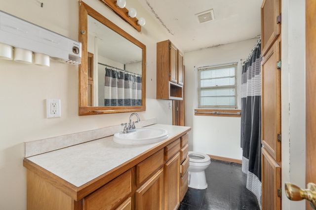 2104 S Osage Ave., Wichita, KS 67213