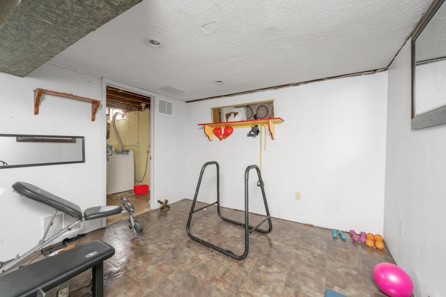2104 S Osage Ave., Wichita, KS 67213