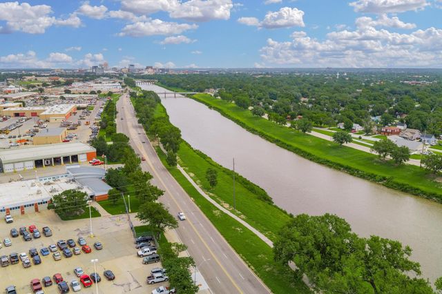 2104 S Osage Ave., Wichita, KS 67213