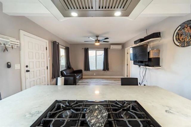 336 S 37th Street, San Diego, CA 92113