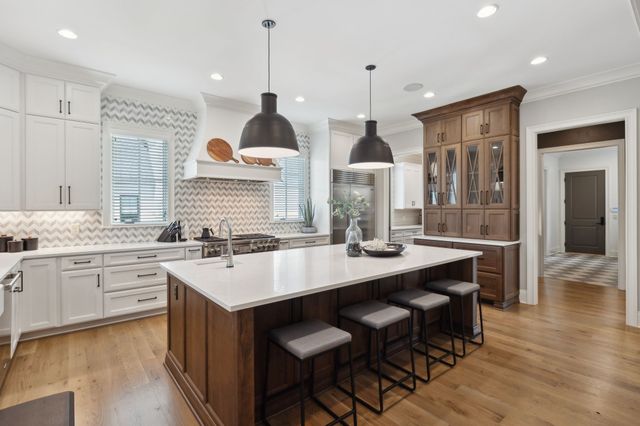 8531 Heirloom Blvd, College Grove, TN 37046