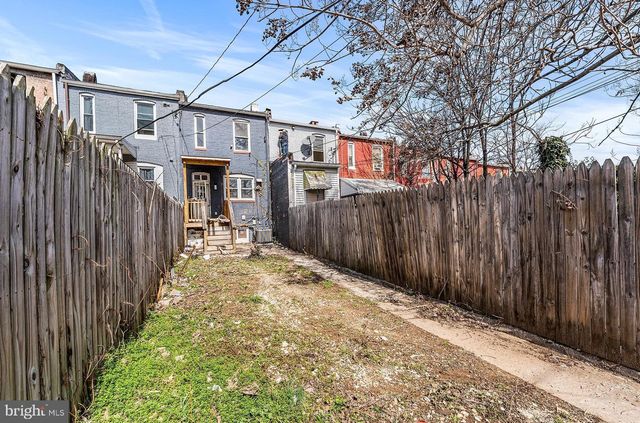 2517 W PRATT ST, Baltimore, MD 21223