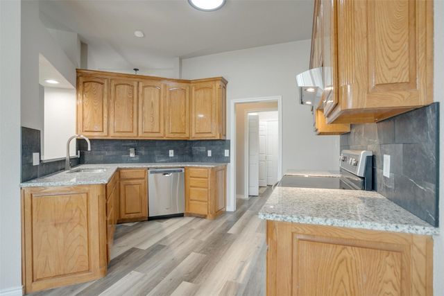 402 Ranch Road, Granbury, TX 76049