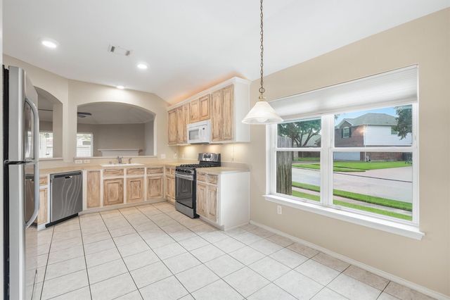 15335 Misty Dawn Trail, Cypress, TX 77433