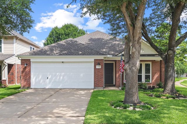 15335 Misty Dawn Trail, Cypress, TX 77433