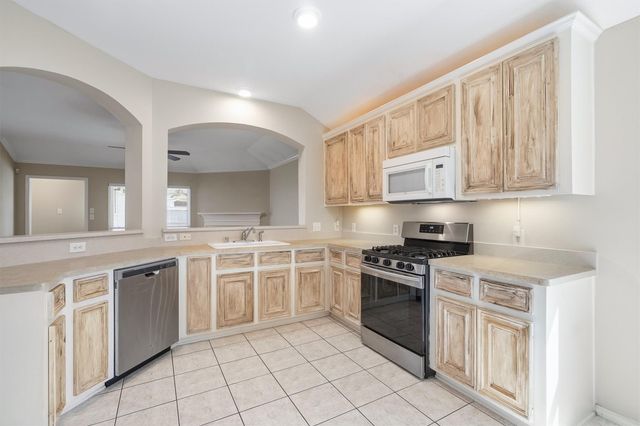 15335 Misty Dawn Trail, Cypress, TX 77433