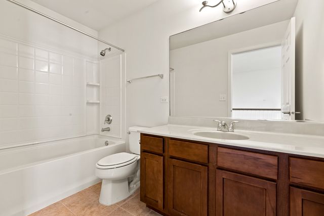 3568 Gabrielle Lane, Aurora, IL 60504