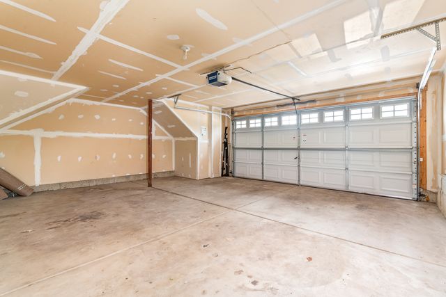 3568 Gabrielle Lane, Aurora, IL 60504