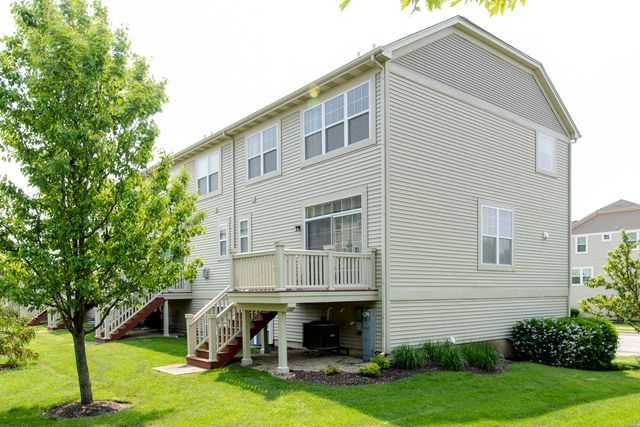 3568 Gabrielle Lane, Aurora, IL 60504