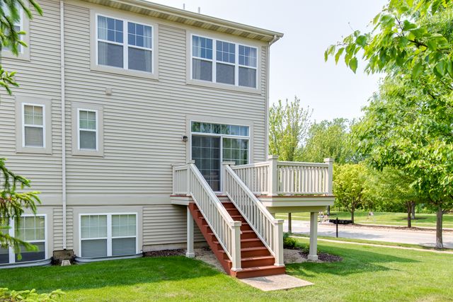 3568 Gabrielle Lane, Aurora, IL 60504