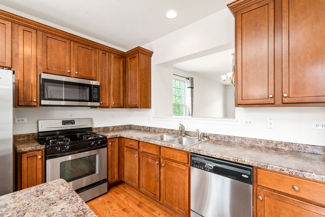 3568 Gabrielle Lane, Aurora, IL 60504