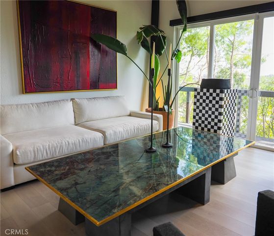 5177 Medina Road, Woodland Hills, CA 91364