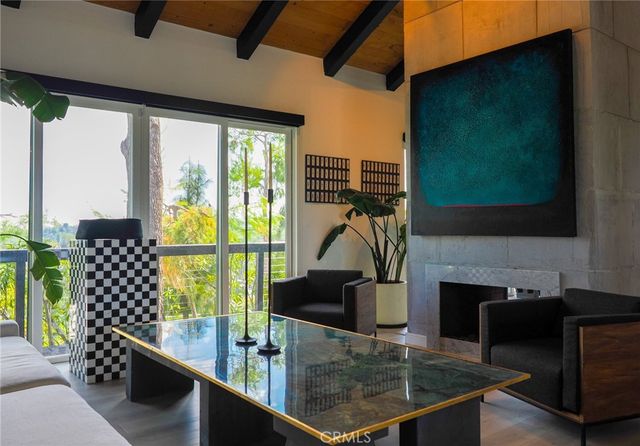 5177 Medina Road, Woodland Hills, CA 91364