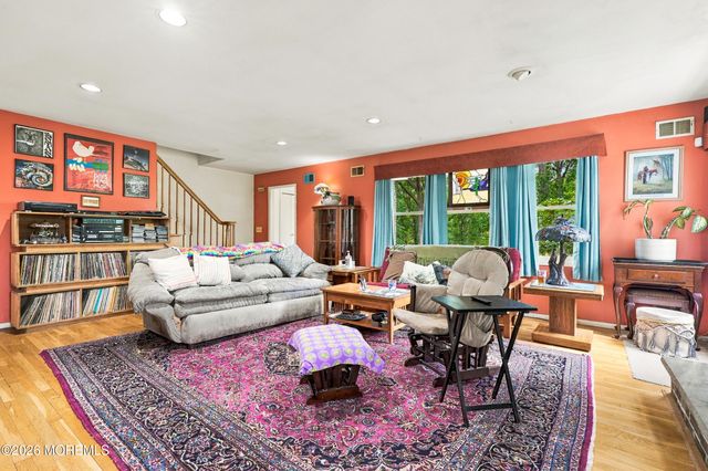 313 Pfister Road, Jackson, NJ 08527