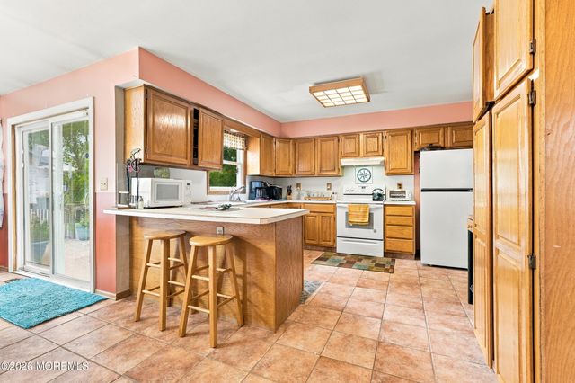 313 Pfister Road, Jackson, NJ 08527