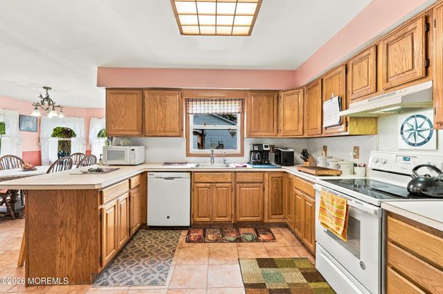 313 Pfister Road, Jackson, NJ 08527