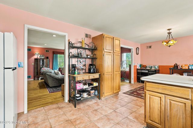 313 Pfister Road, Jackson, NJ 08527