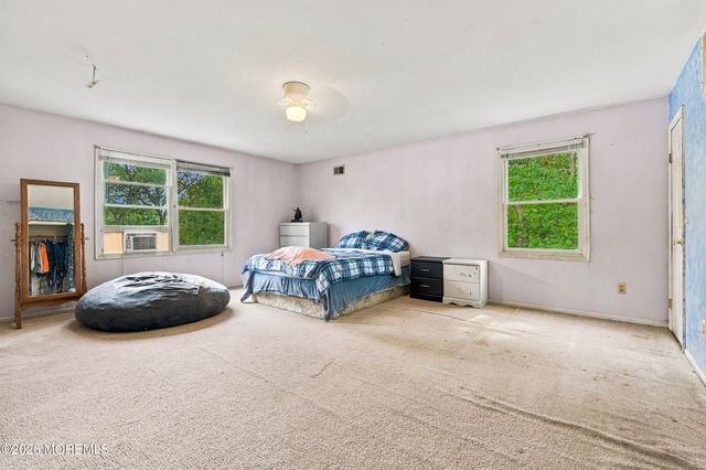 313 Pfister Road, Jackson, NJ 08527