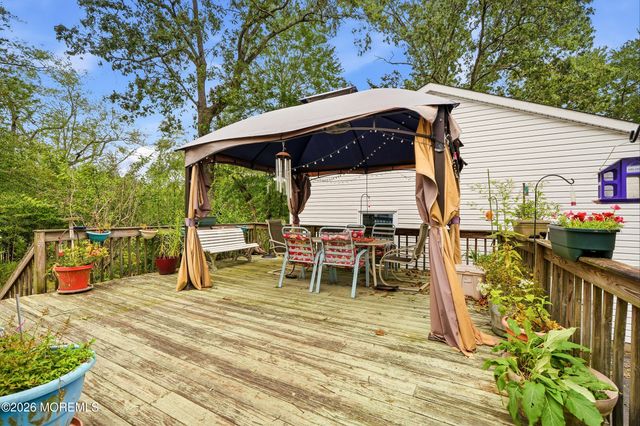 313 Pfister Road, Jackson, NJ 08527