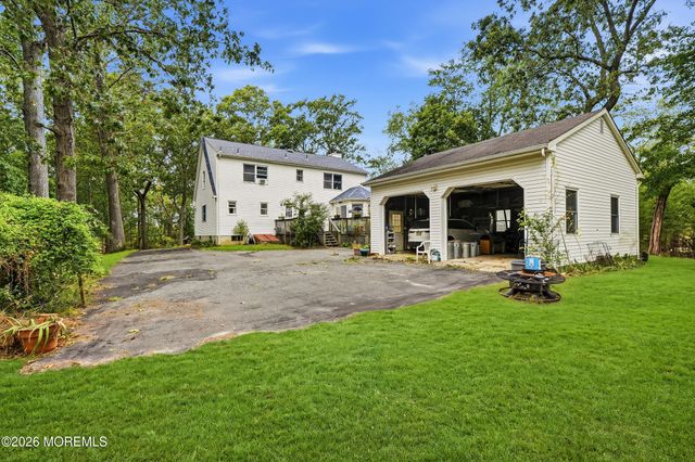 313 Pfister Road, Jackson, NJ 08527