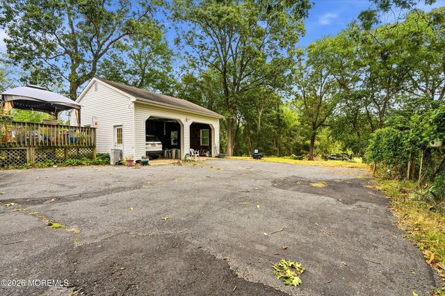 313 Pfister Road, Jackson, NJ 08527