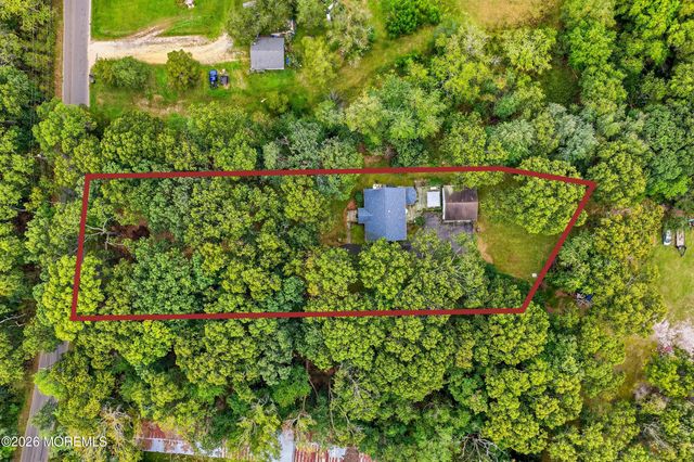 313 Pfister Road, Jackson, NJ 08527