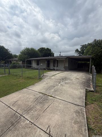 1210 W Gerald, San Antonio, TX 78211