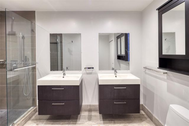 4761 NW 98th Place, Doral, FL 33178