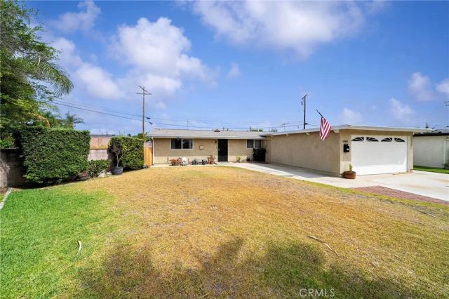 14001 Ratliffe, La Mirada, CA 90638
