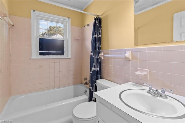 861 Creed Road, Ararat, NC 27007