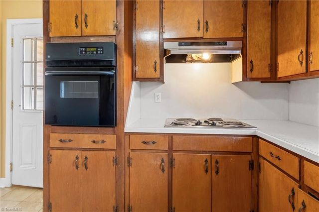 861 Creed Road, Ararat, NC 27007