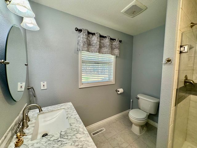 53018 Tarry Lane, La Pine, OR 97739