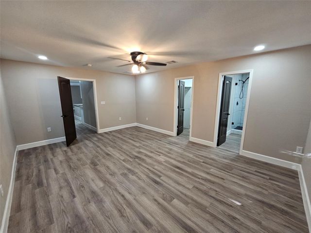 10411 Carlow Lane Lane, La Porte, TX 77571