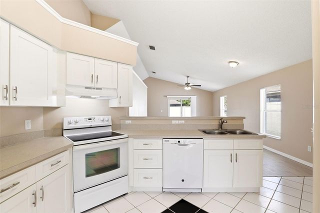 1094 BRIELLE COURT, Oviedo, FL 32765