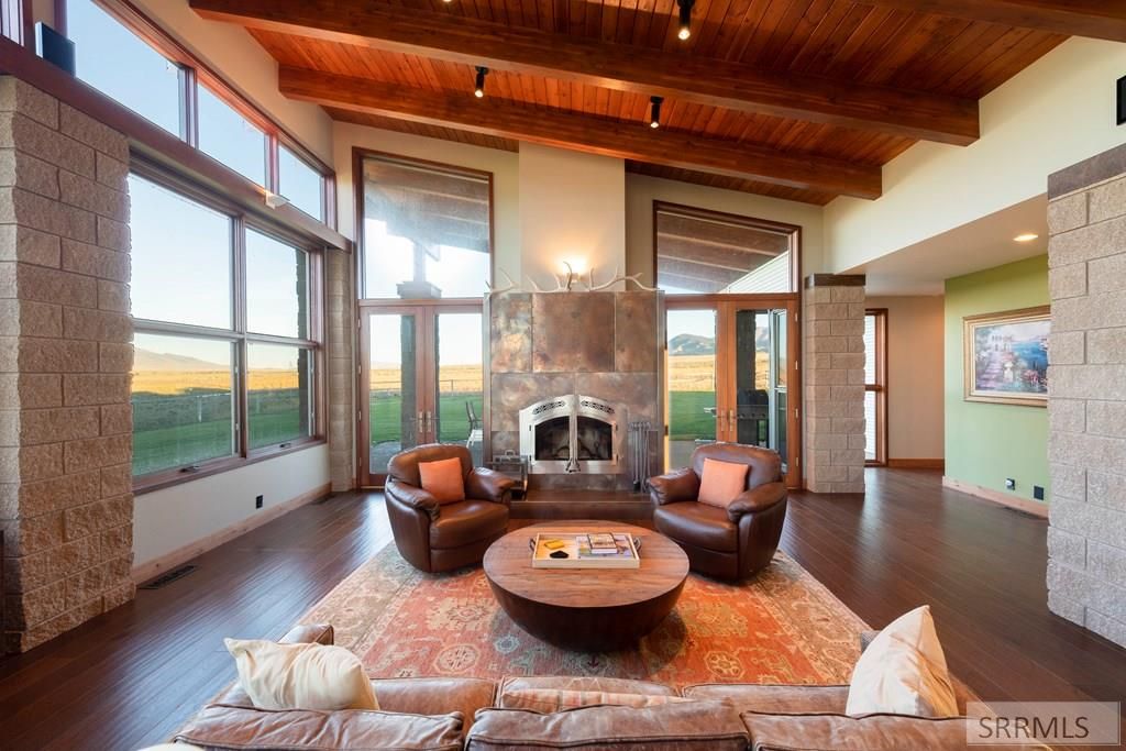 Image 10 of property listing at 35 Meadow Creek Road, May, ID 83253