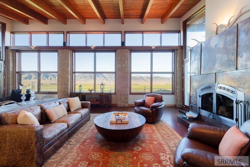 Image 4 of property listing at 35 Meadow Creek Road, May, ID 83253