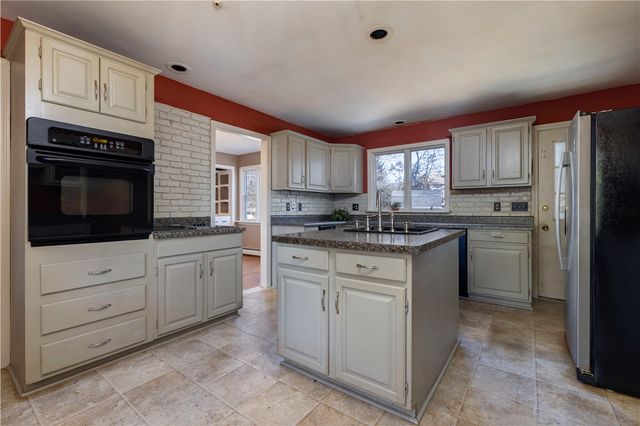 1037 Great Road, Lincoln, RI 02865