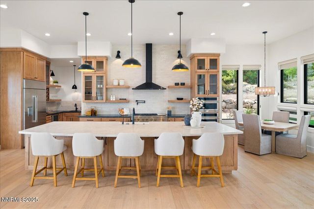 10755 Renegade Court, Reno, NV 89511